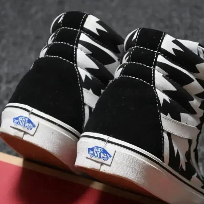 Vans ELEY KISHIMOTO SK8 HI Reissue White/Black US11.5