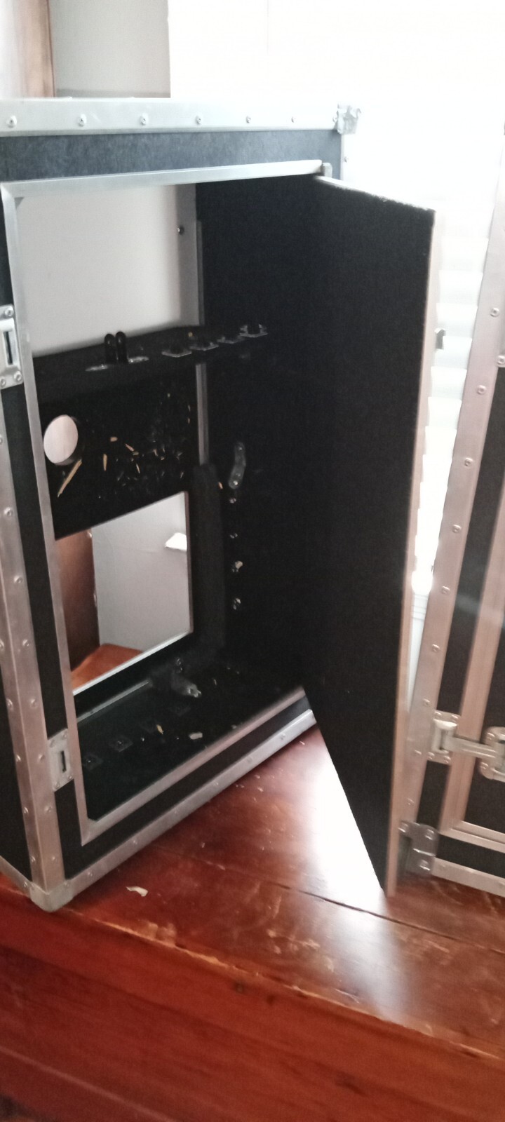 Combo Road Cases With Many Doors And Options.