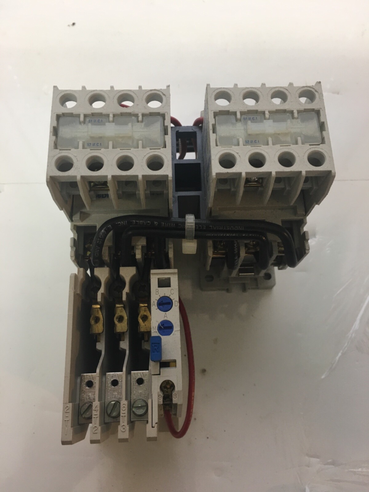 CUTLER HAMMER AE56ANO, reversing starter ,120v coil (bin17)