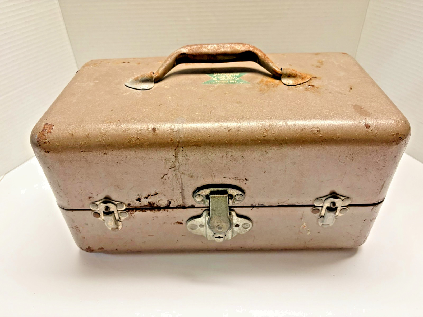 Vintage Sears Roebuck & Co.  JC Higgins Metal Tackle Box Fishing and VTG Tackle