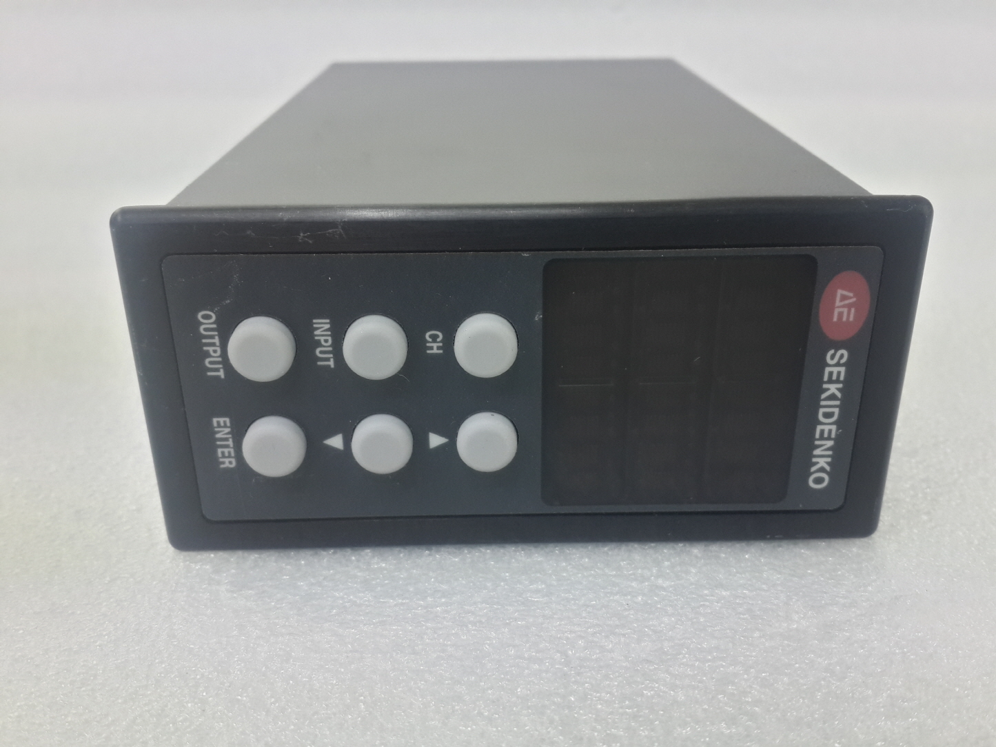 AE SEKIDENKO 1000F TEMPERATURE CONTROLLER 951-1100-00