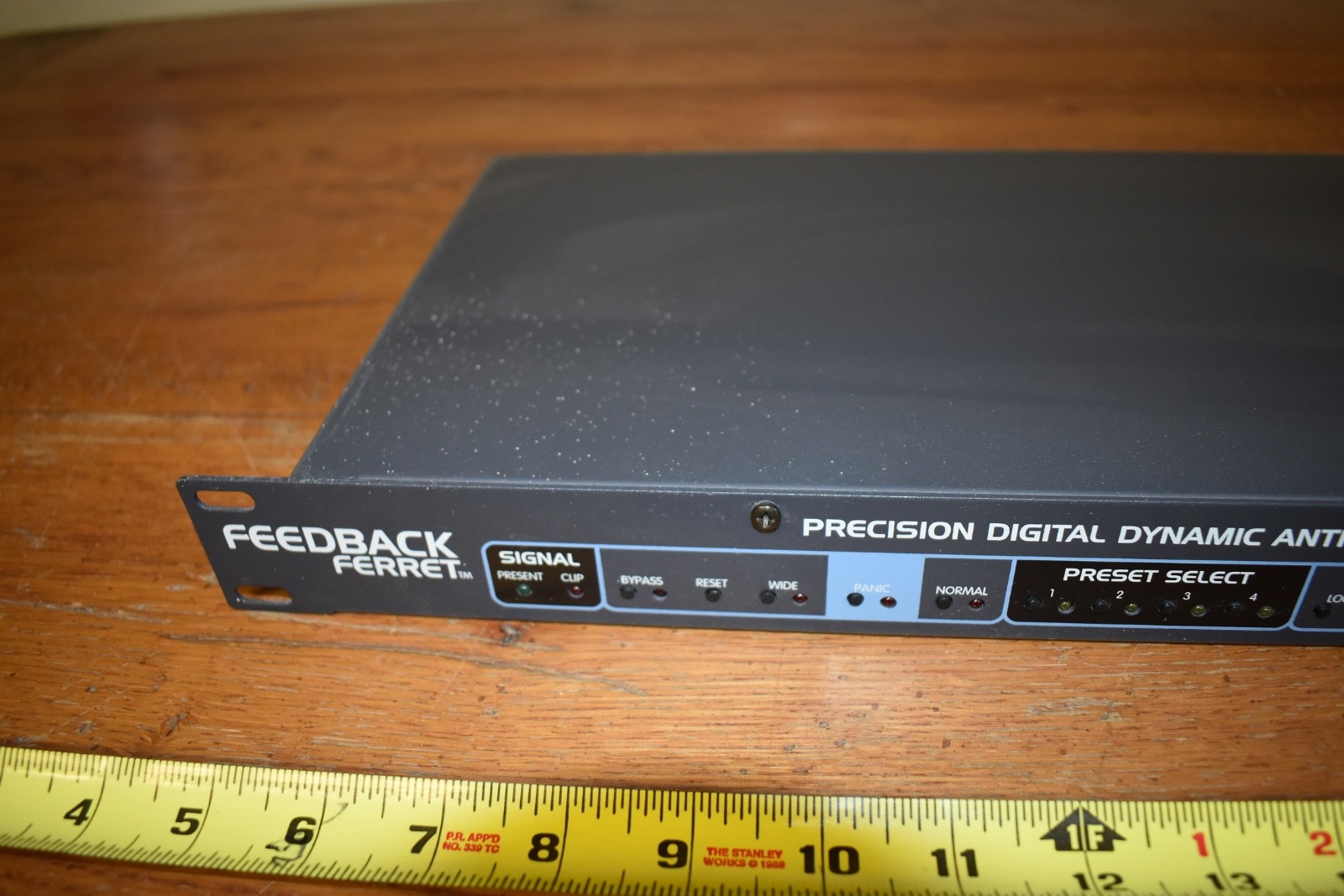 PEAVEY FEEDBACK FERRET 24 BIT DYNAMIC ANTI-FEEDBACK SYSTEM USED
