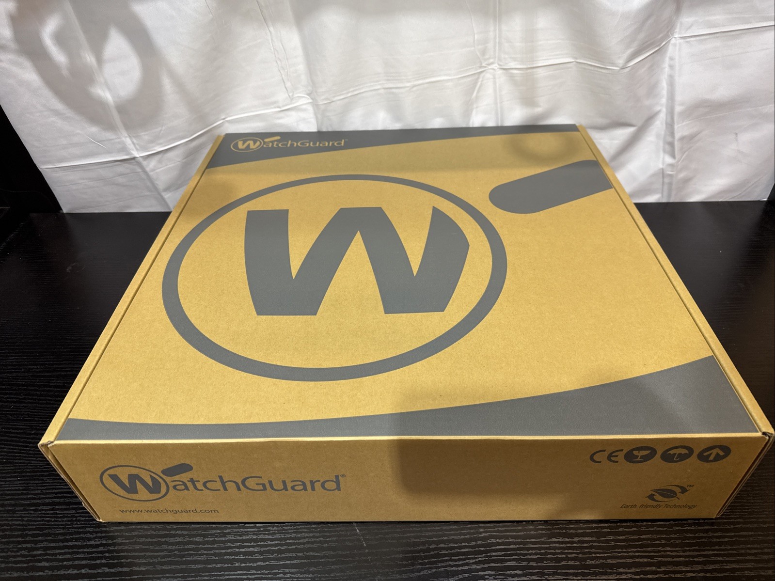 WatchGuard XTM 1520-RP  Firewall SL15AE14 - NEW SEALED