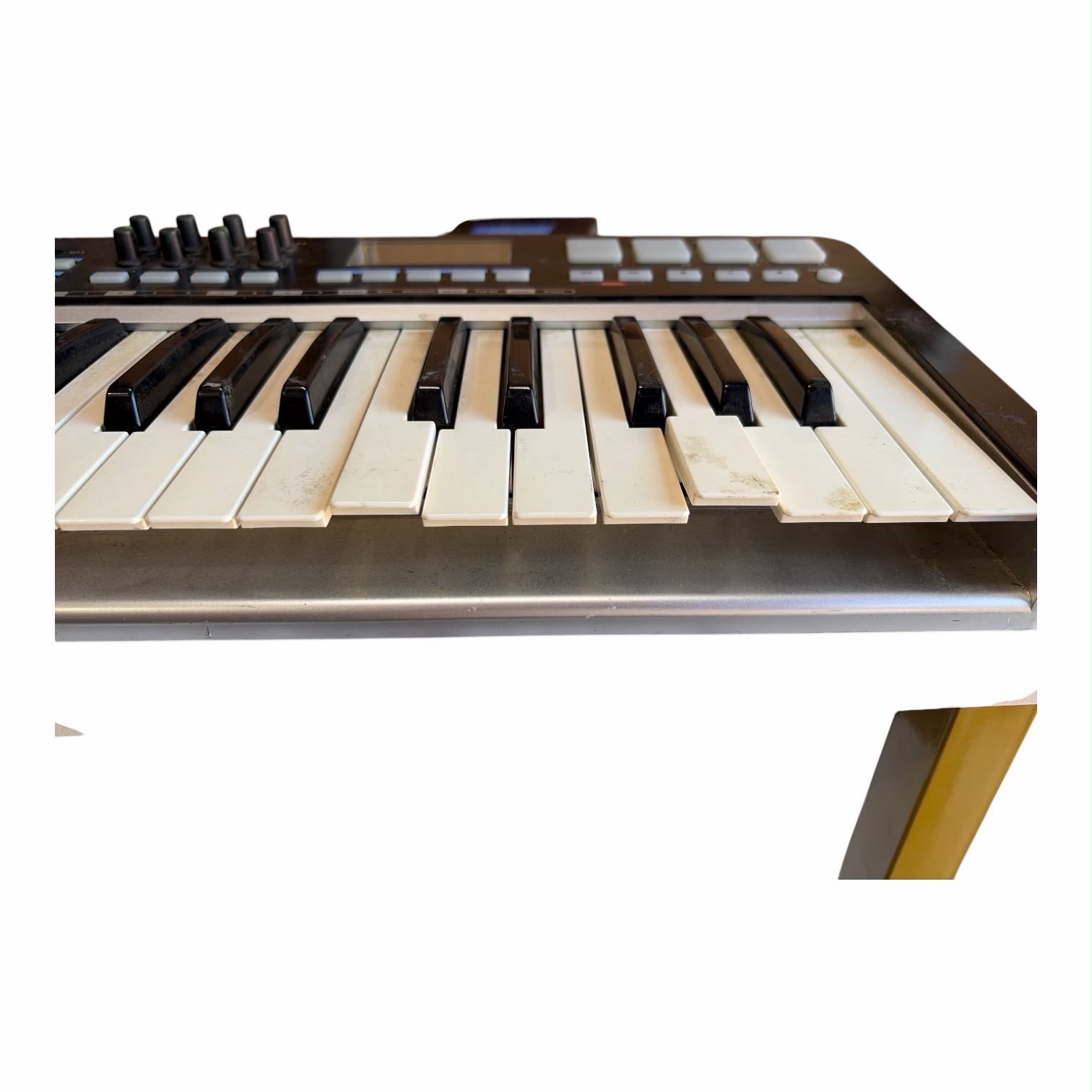 Samson Graphite 25 USB MIDI Keyboard Controller 25-Key Powers On Read