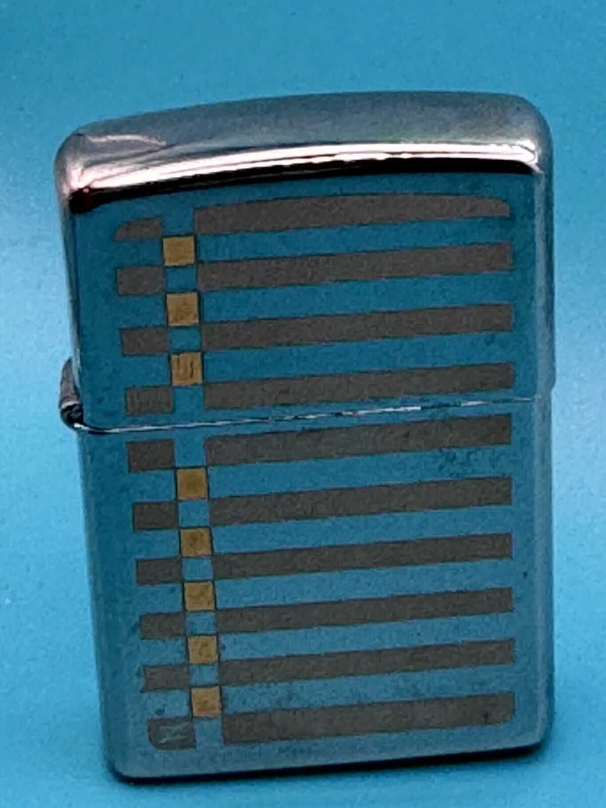 2016 Zippo Logo Horizontal Lines High Polish Chrome Zippo Lighter NEW