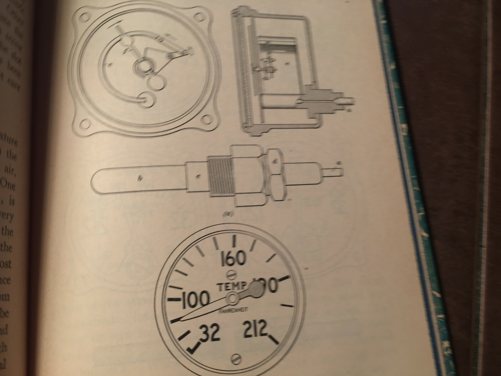 1943 Aircraft Instruments Training Manual