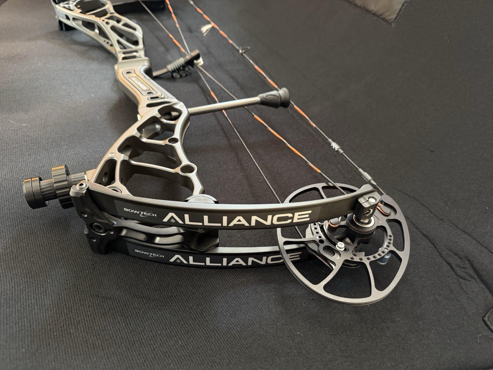 Bowtech Archery 2026 Compound Bow - Alliance 30 - RH - Stealth Grey - #70