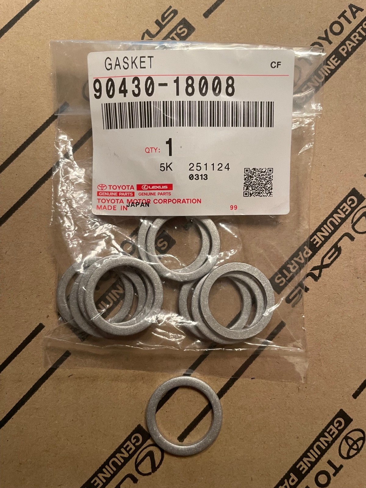 1 pc Genuine Toyota Lexus Scion 90430-18008 Trans. and Coolant Drain Plug Gasket