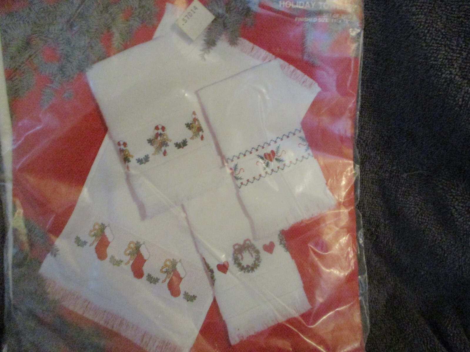 Janlynn Christmas Cross Stitch Kit Number 50-943 Holiday Towels Two Terrycloth