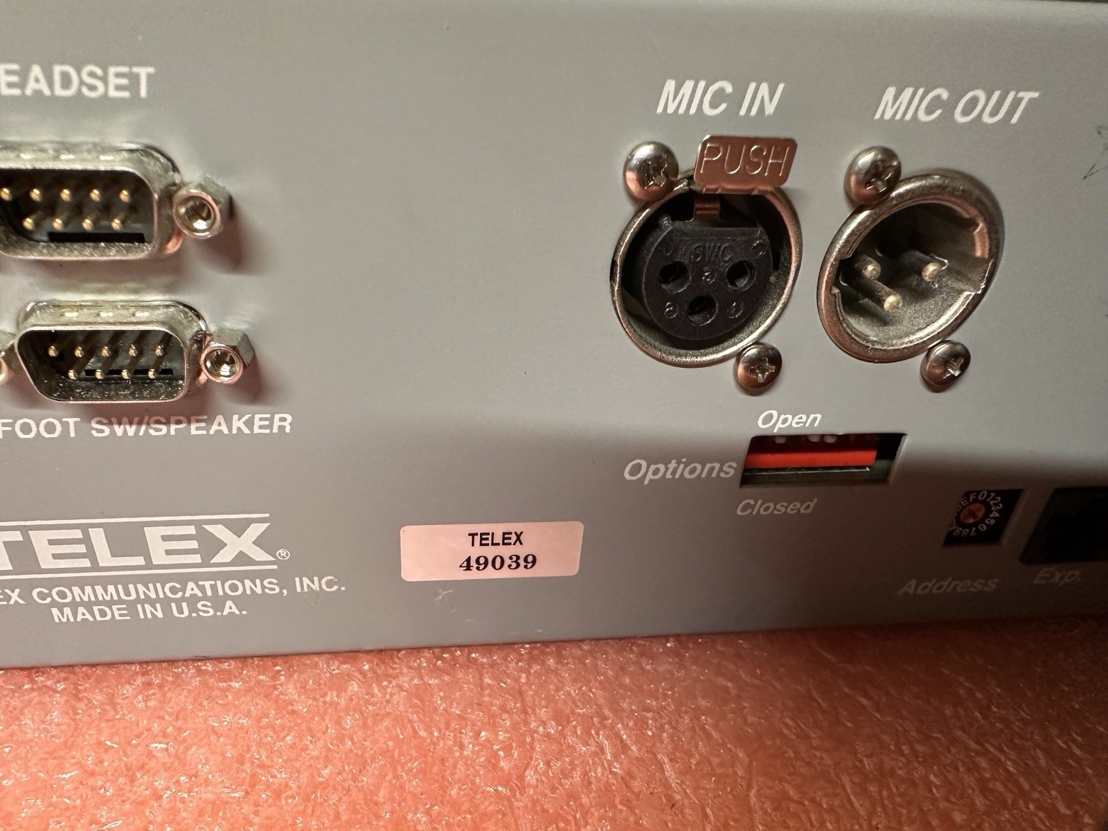 RTS Telex KP-32 4-Pin Intercom Keypanel with power supply.
