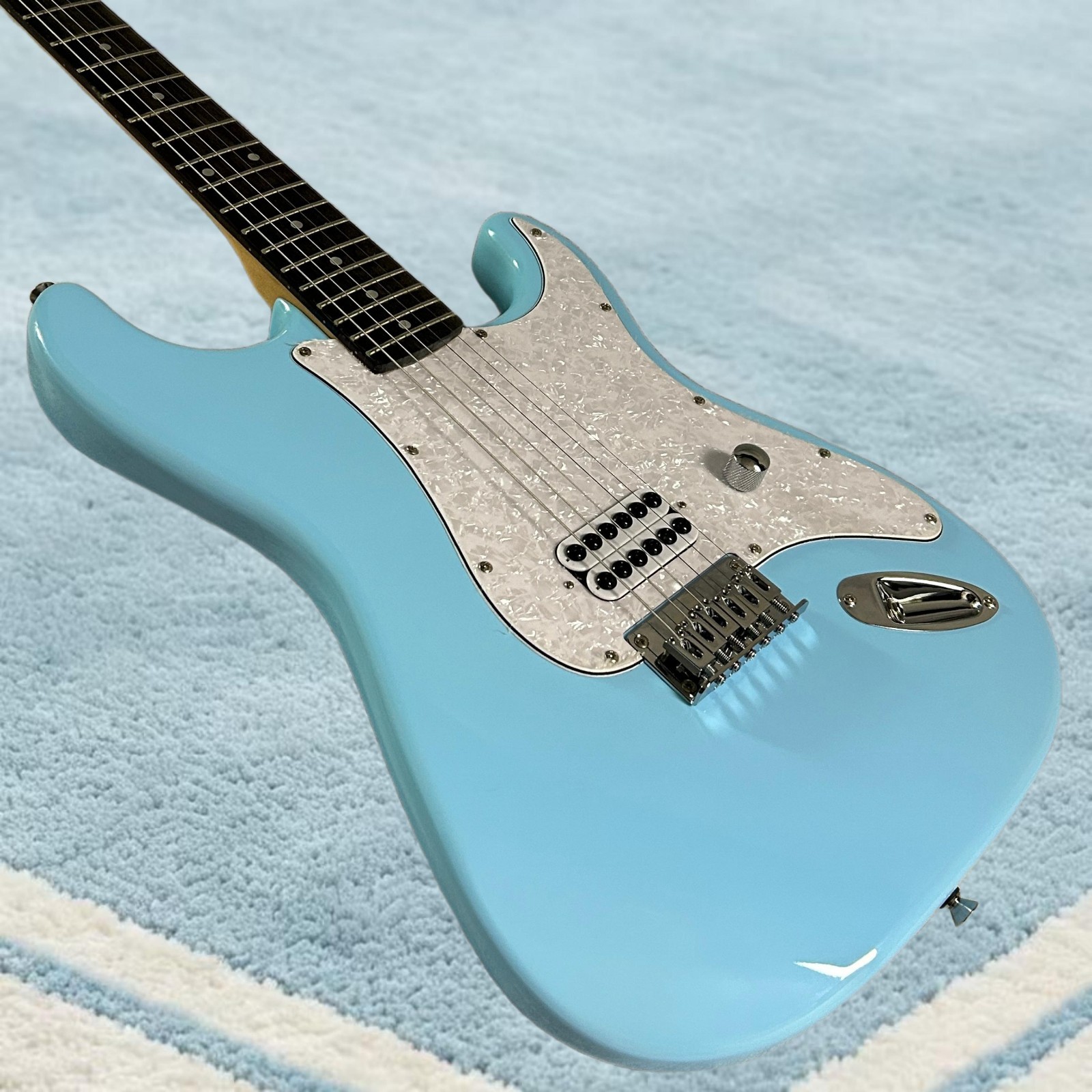 ST Electric Guitar Blue Color Mahogany Body White Pearl Pickguard One Pickup