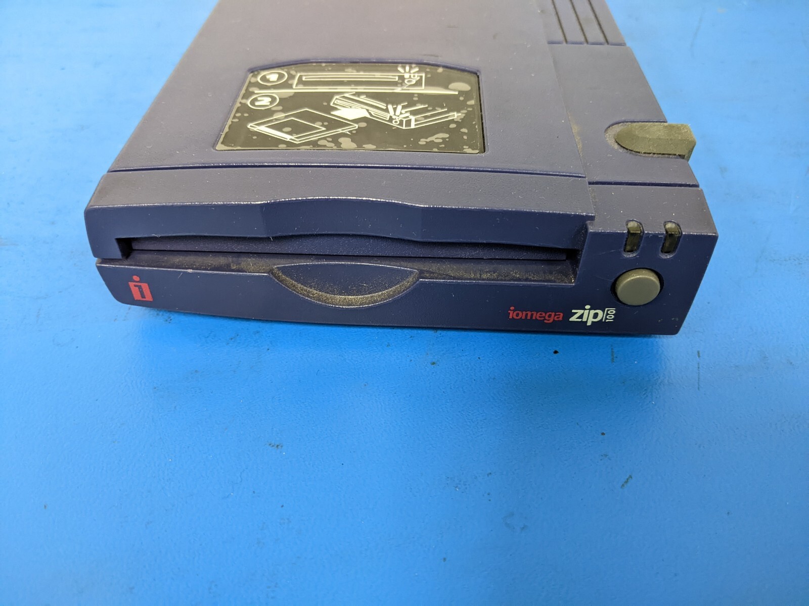 iOmega Zip 100 External Drive PC Parallel Port Back Up Model Z100p2