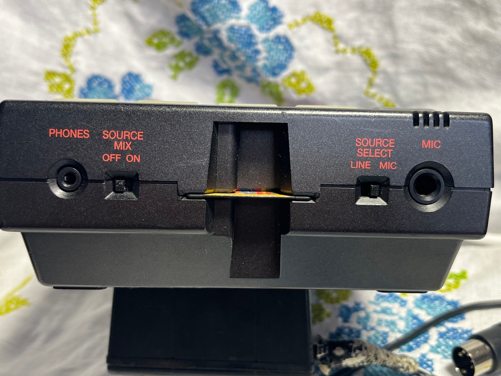 BOSS Dr. Sample SP-202 Tabletop Sampler w/ 8 Pads, Built-in Effects, Working