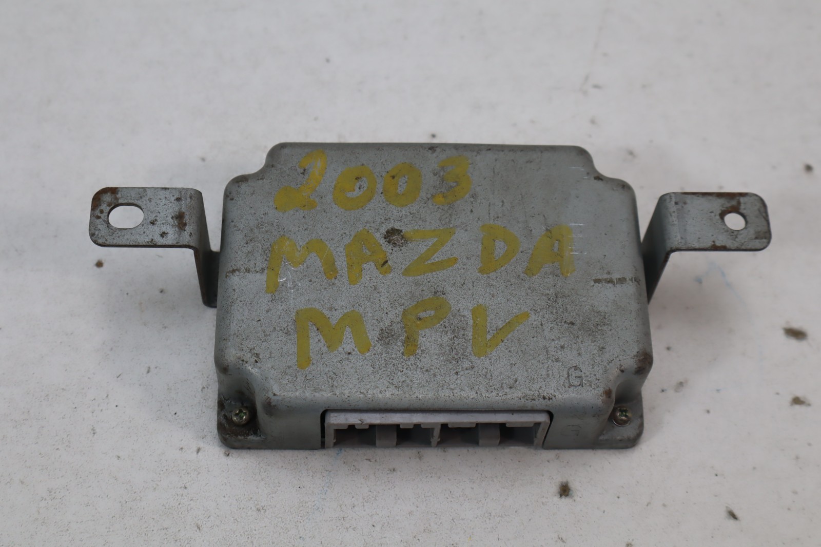 2002-2003 Mazda MPV Transmission Control Module TCM AJ51189E1 H OEM