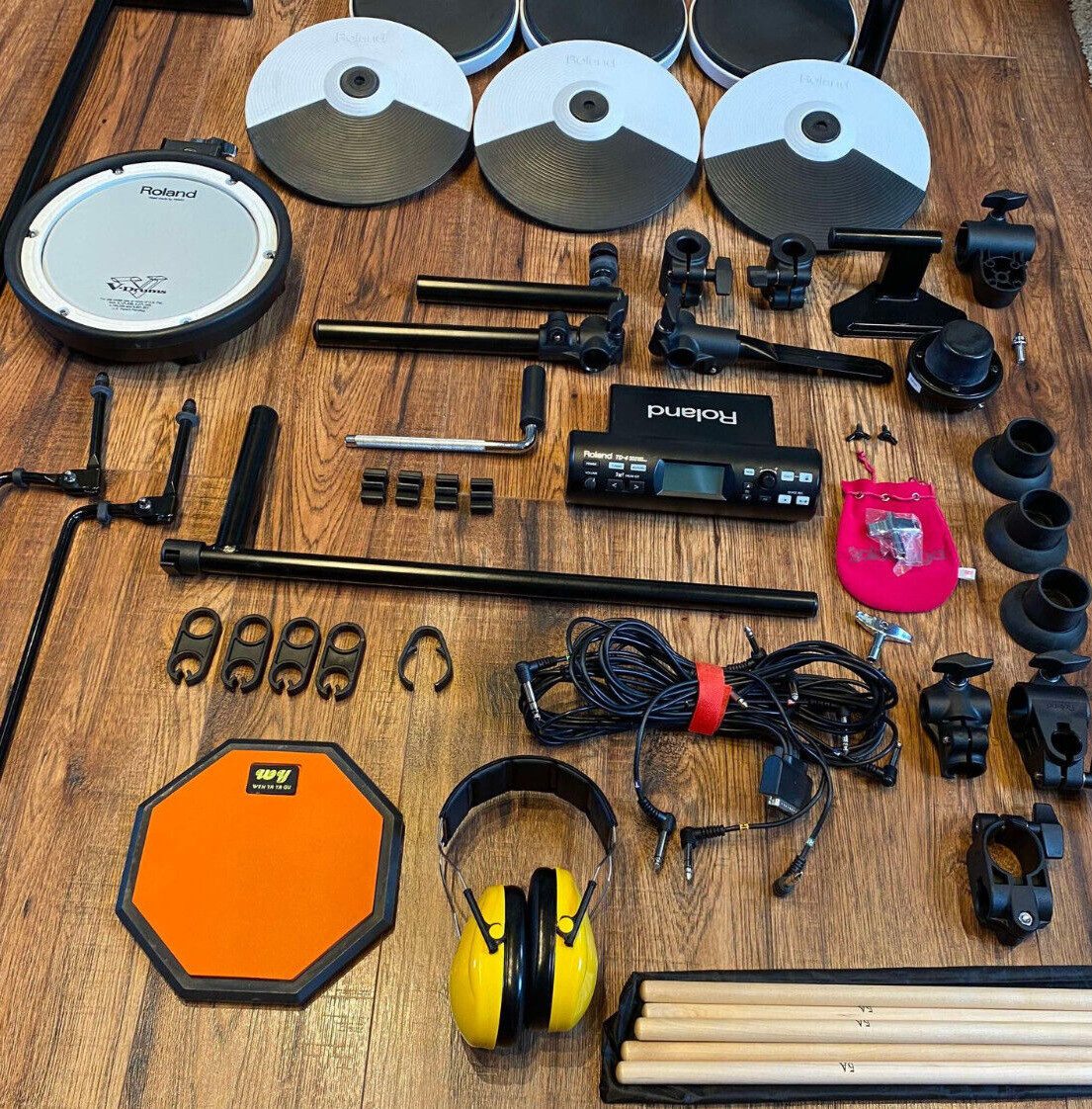 Roland TD-4KP Electronic V-Drums kit. SPARE PARTS CHOICE. ALL IN 1 PLACE. FREE A