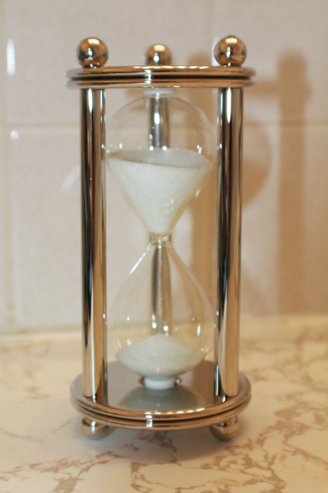 SILVER PLATED 5 MINUTE SAND TIMER 6 INCHES HEIGHT