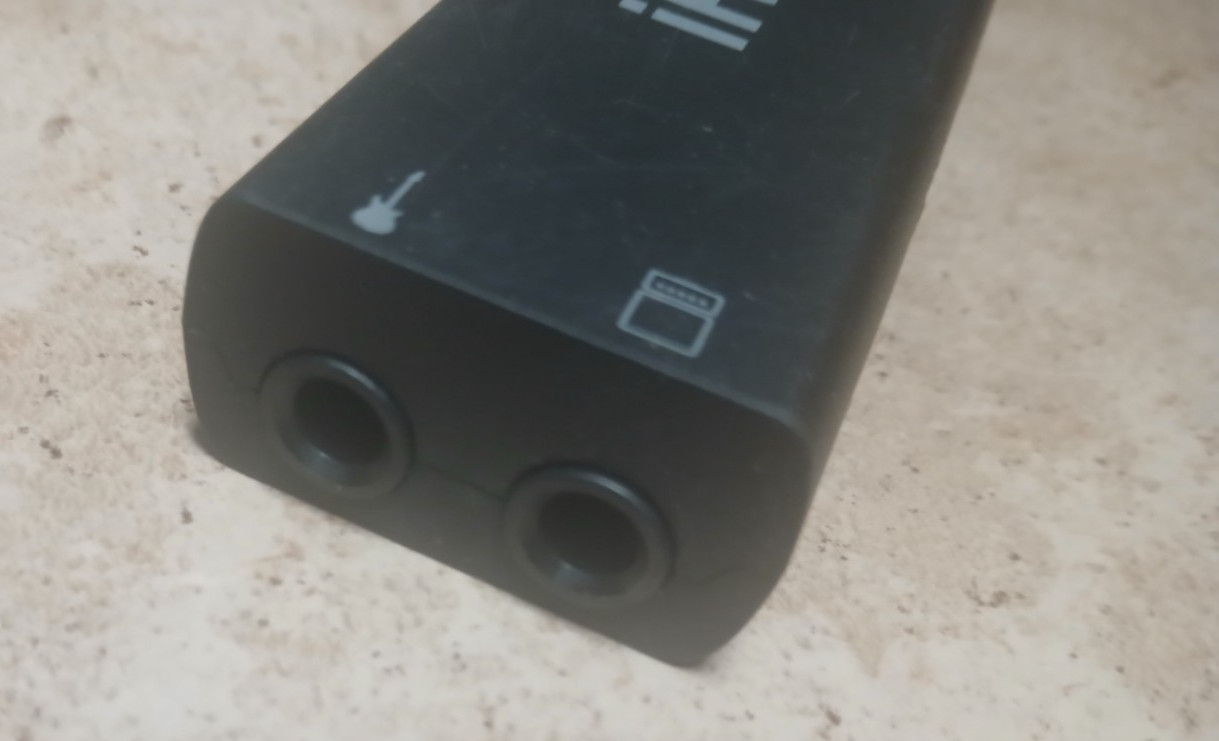 IK iRig HD 2 Guitar Interface Pre-Owned *POWER TESTED ONLY-NOT FUNCTION TESTED*