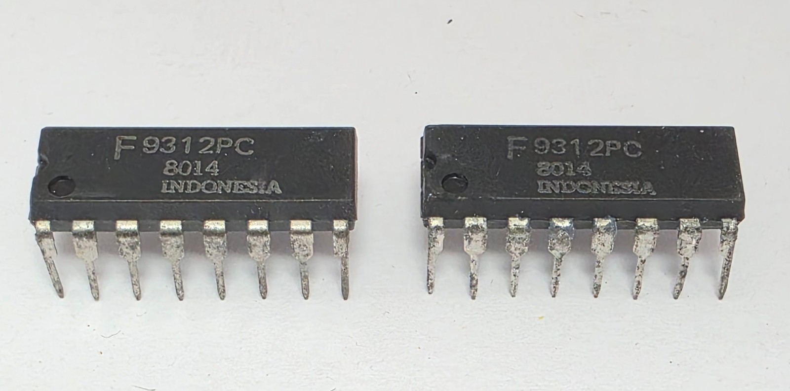 Fairchild 9312PC: 8-Input Multiplexer IC: 16-Pin DIP: NOS: Hard to Find: 2/Lot