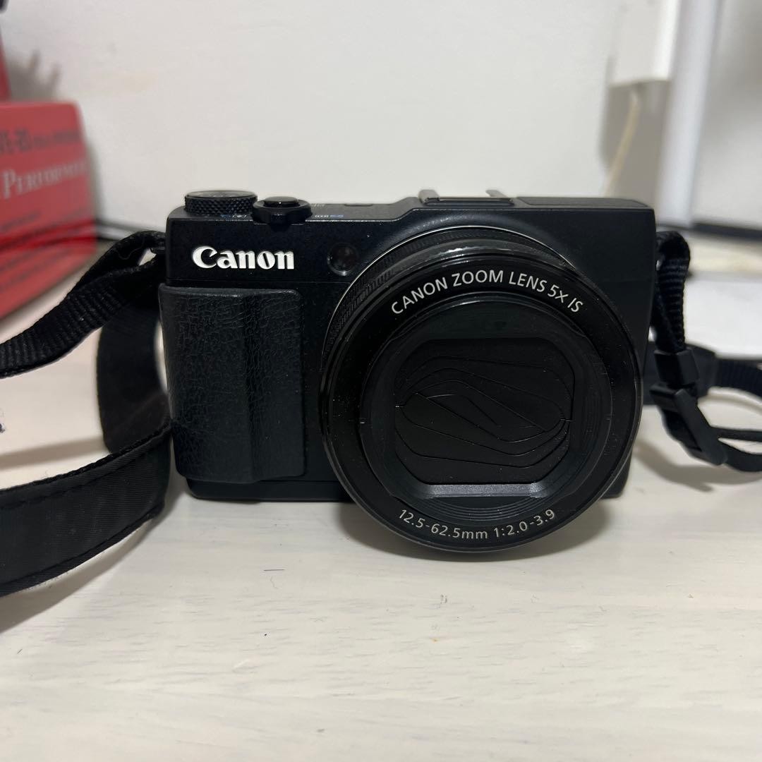 Canon G1X Digital Camera Tested Compact Camera with Battery Charger