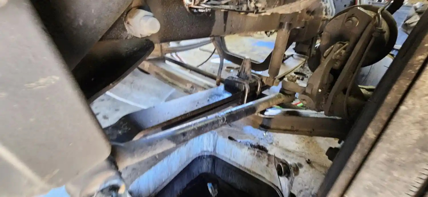 (Used) 2019 Freightliner Cascadia 126, FRONT LEAF SPRINGS Front Leaf & Springs