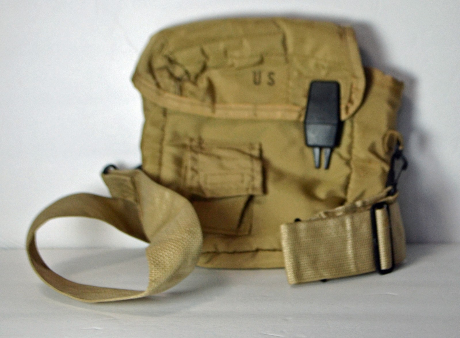 Army Desert Storm 2 Qt Collapsible Water Canteen Cover & Sling Insulated