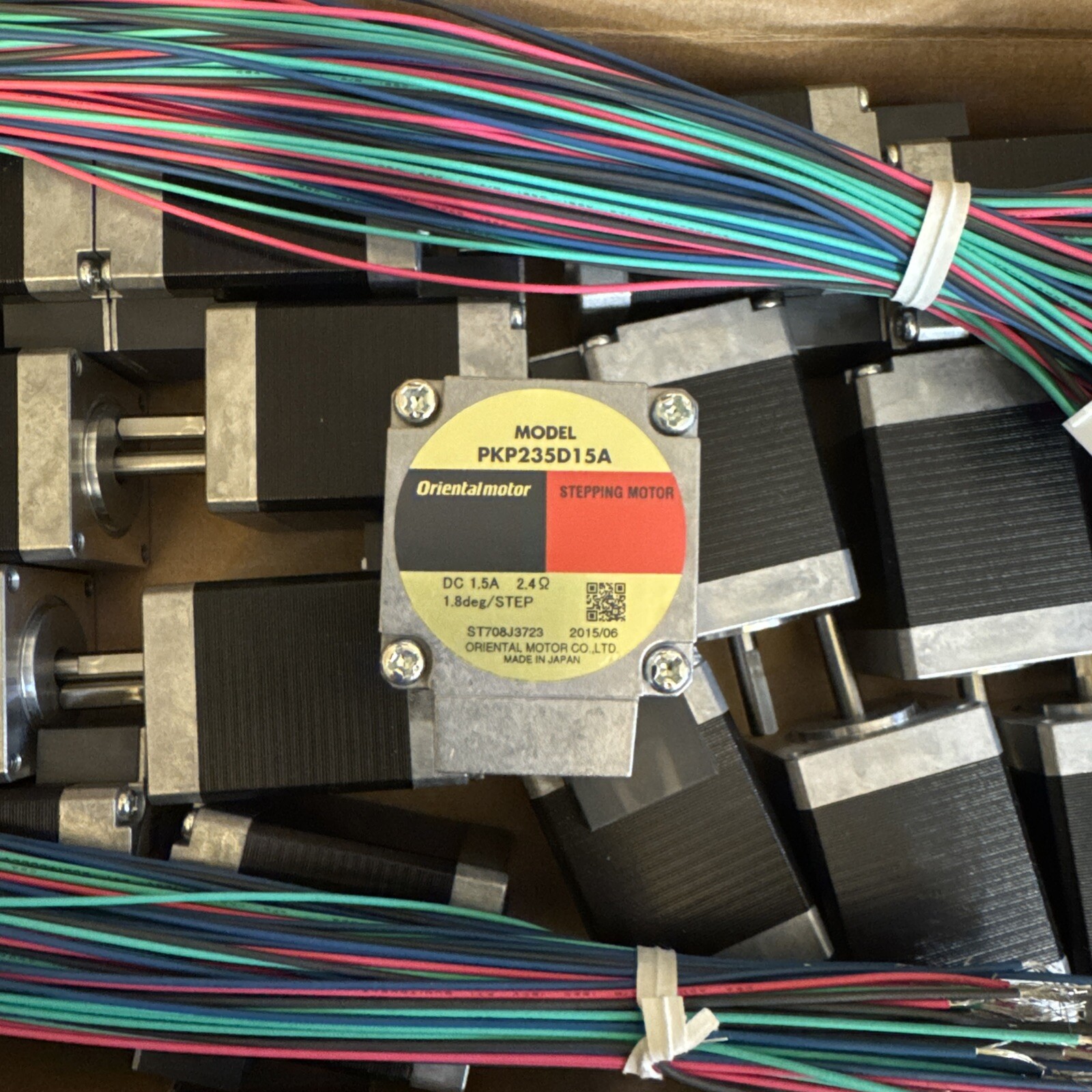Oriental Stepper Motor, PKP235D15A, DC 1.5 A, 2.4 Ohm, 1.8 deg, NEW.