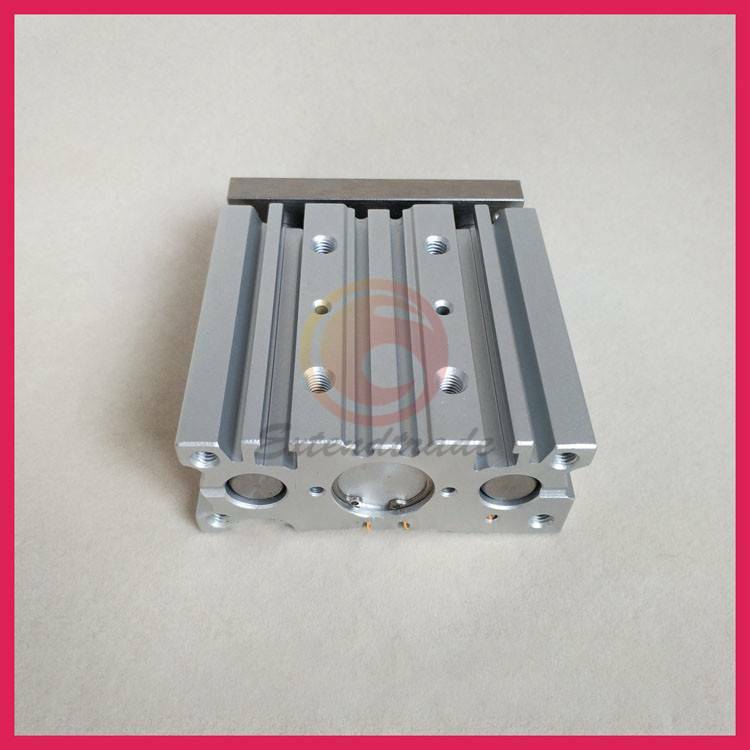 1PCS SMC MGPM12-70Z guide rod cylinder NEW