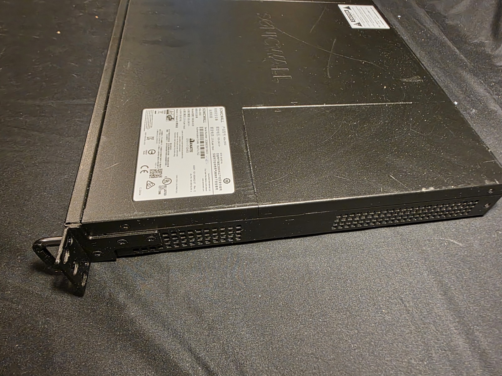 SonicWALL NSA 2650 Network Security/Firewall Appliance