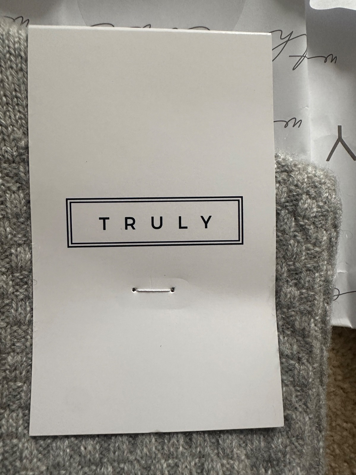 BNWT Truly cashmere grey bedsocks socks (women's, one size)