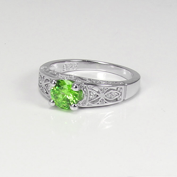 Natural Peridot Ring Sterling Silver 925 with Diamonds / Round-Shaped