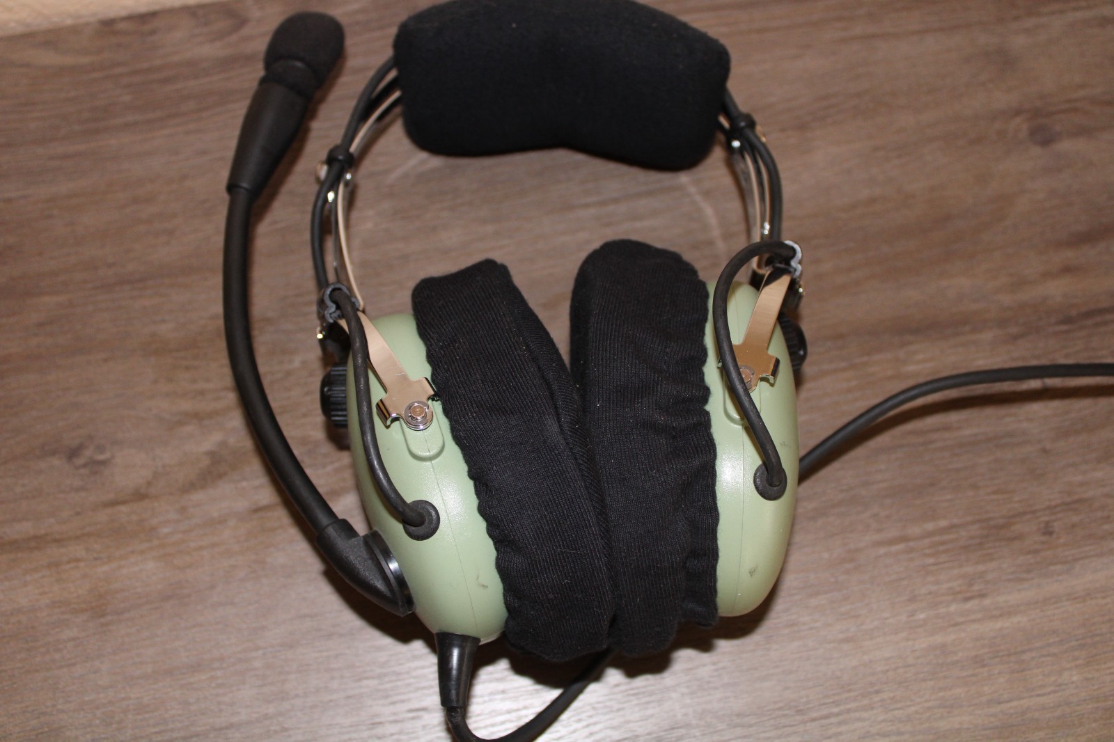 David Clark H10-13S Aviation Headset used (READ BELOW)