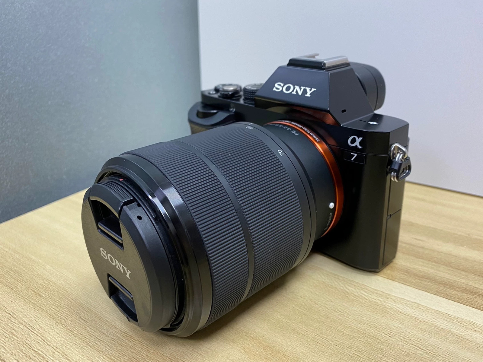 Sony Alpha A7 24.3MP Mirrorless Full Frame Digital Camera w/28-70mm lens Black