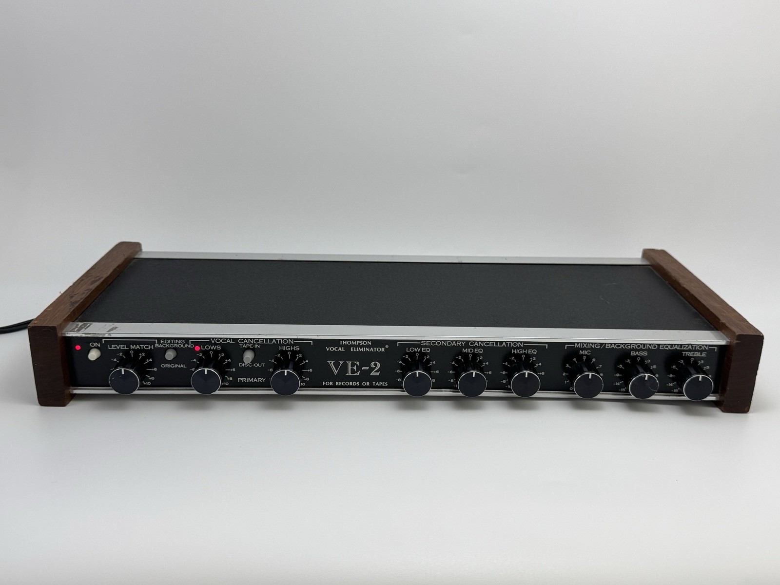 Thompson Vocal Eliminator VE-2 Audio Processor - Tested Working