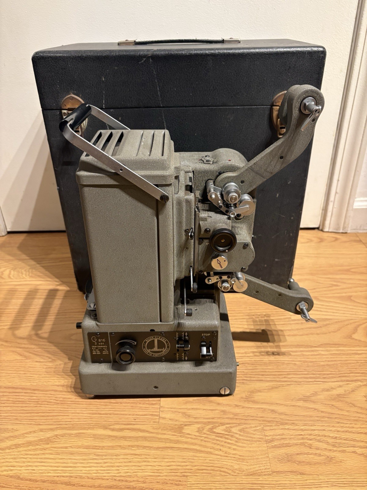 Vintage Paillard Bolex G816 Dual Format 8mm/16mm Movie Projector