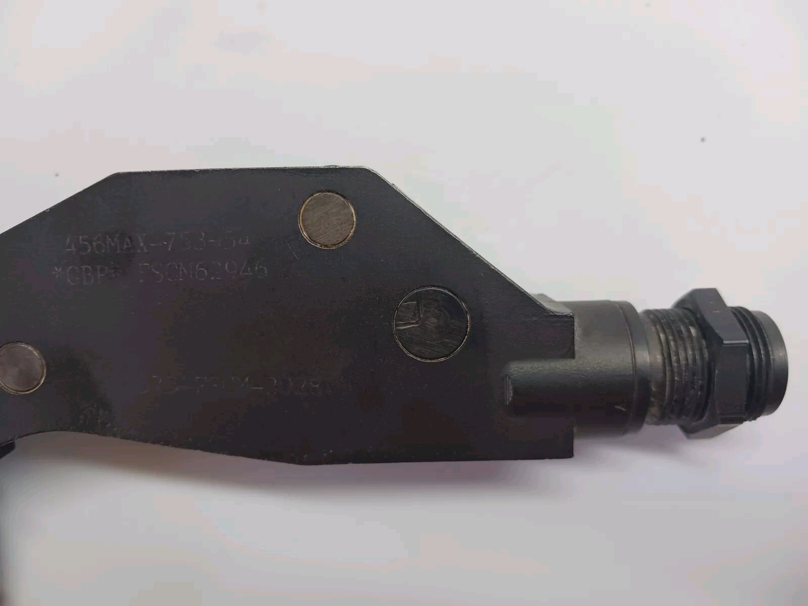 CherryMAX Aerospace 456MAX 753-54 Offset Pulling Head Right Angle A