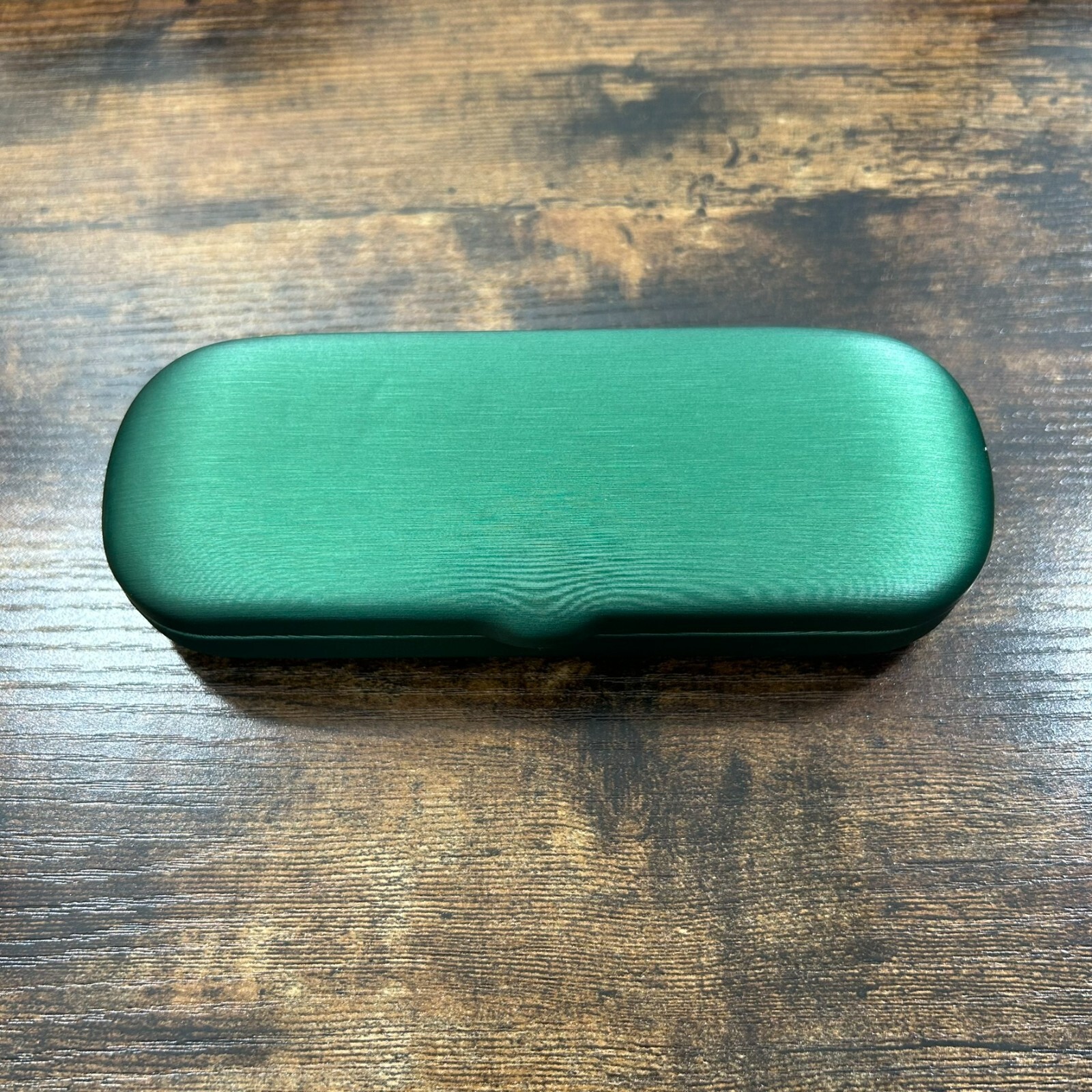 Clam Hard Eyeglasses Glasses Case green