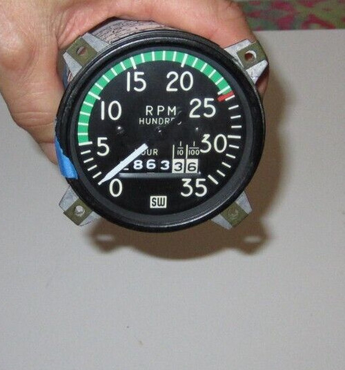 AIRCRAFT INDICATOR STEWART WARNER P/N 550-631 RPM GAUGE AS REMOVED PIPER A/C