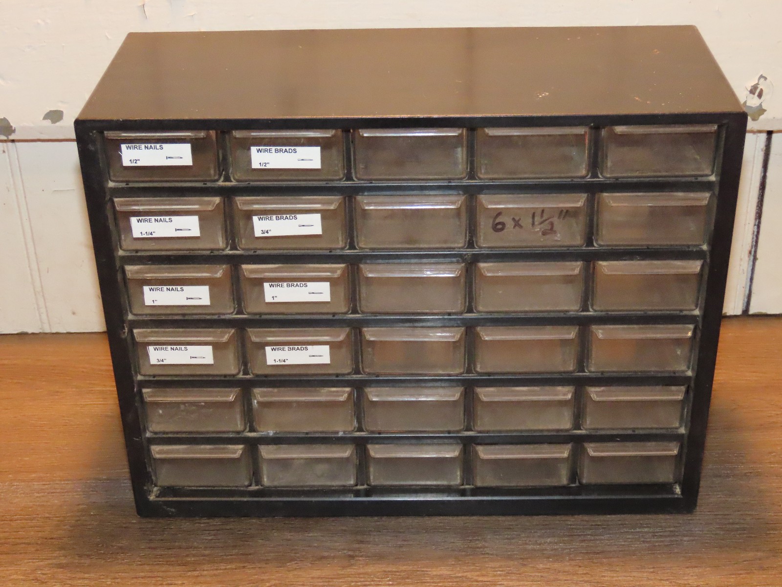 Pro-Pack Black Plastic 30 Drawer Storage Organizer No Dividers 4.25"x2" Drawers