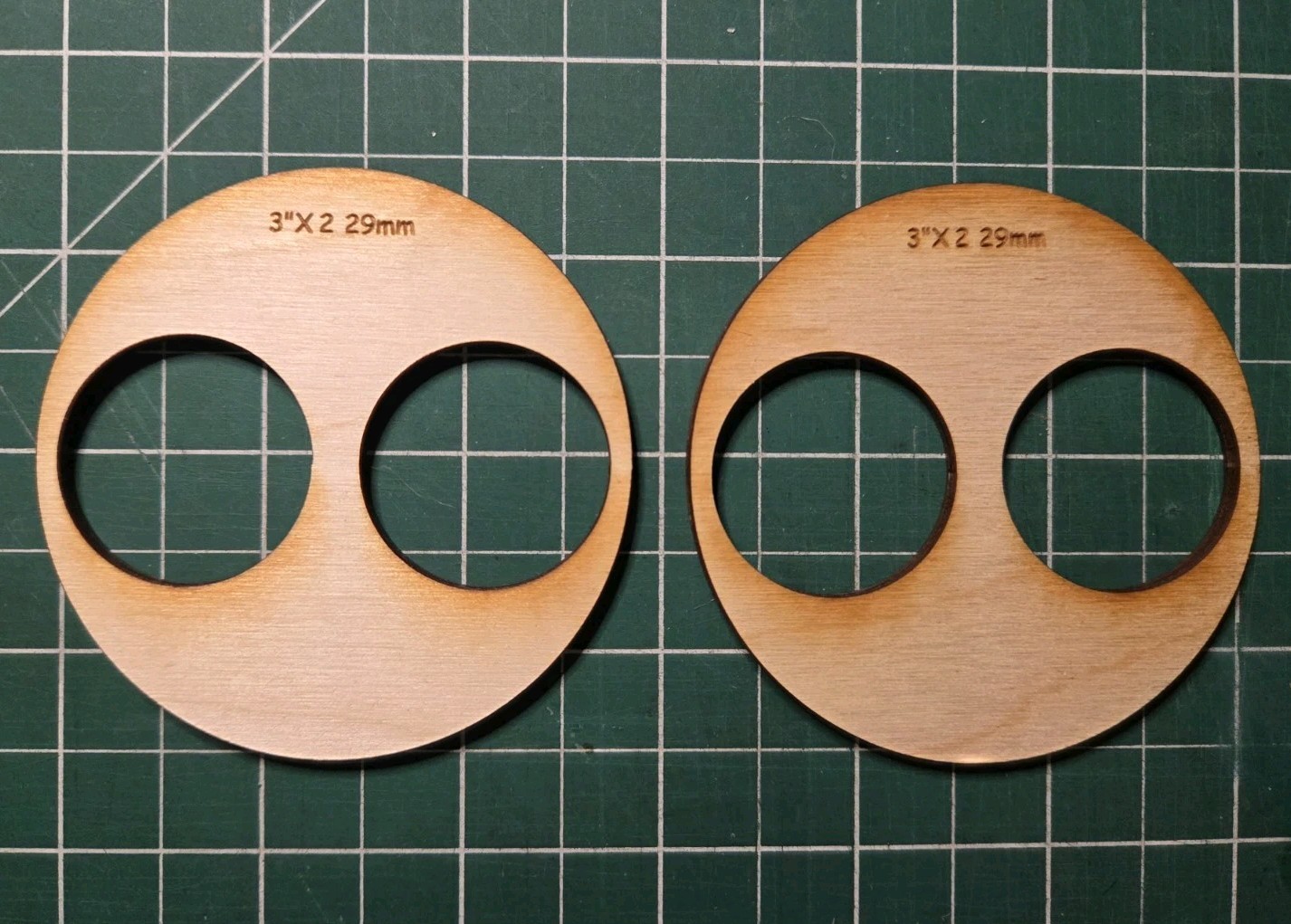 3.0" X Two 29mm Centering Ring Set For Estes model rocket kits cluster mount.