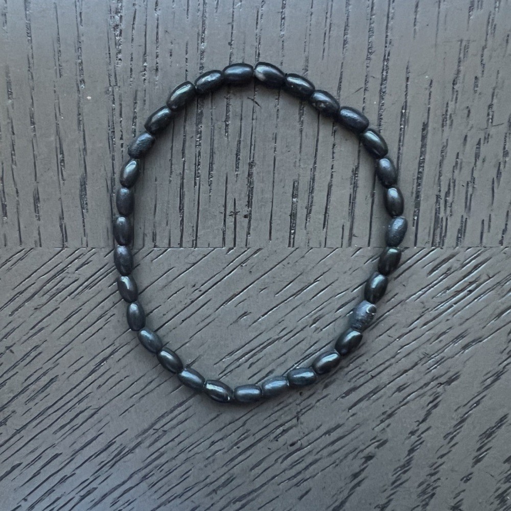 Rice shape black jasper bracelet SIZE 7’