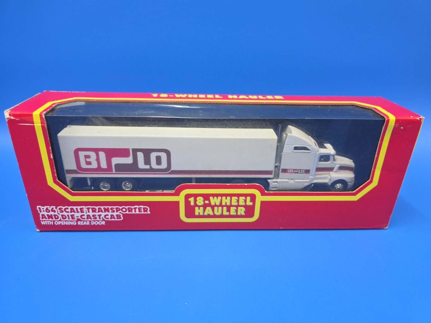 1994 Bi Lo Grocery Stores 18 Wheeler Hauler 1:64 Scale Diecast Semi NOS!