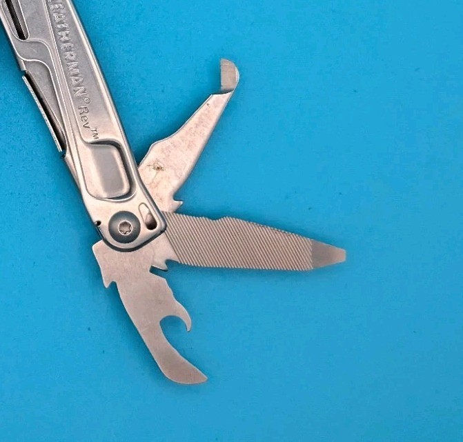 Leatherman Rev 3.8" Multi-Tool, Stainless!