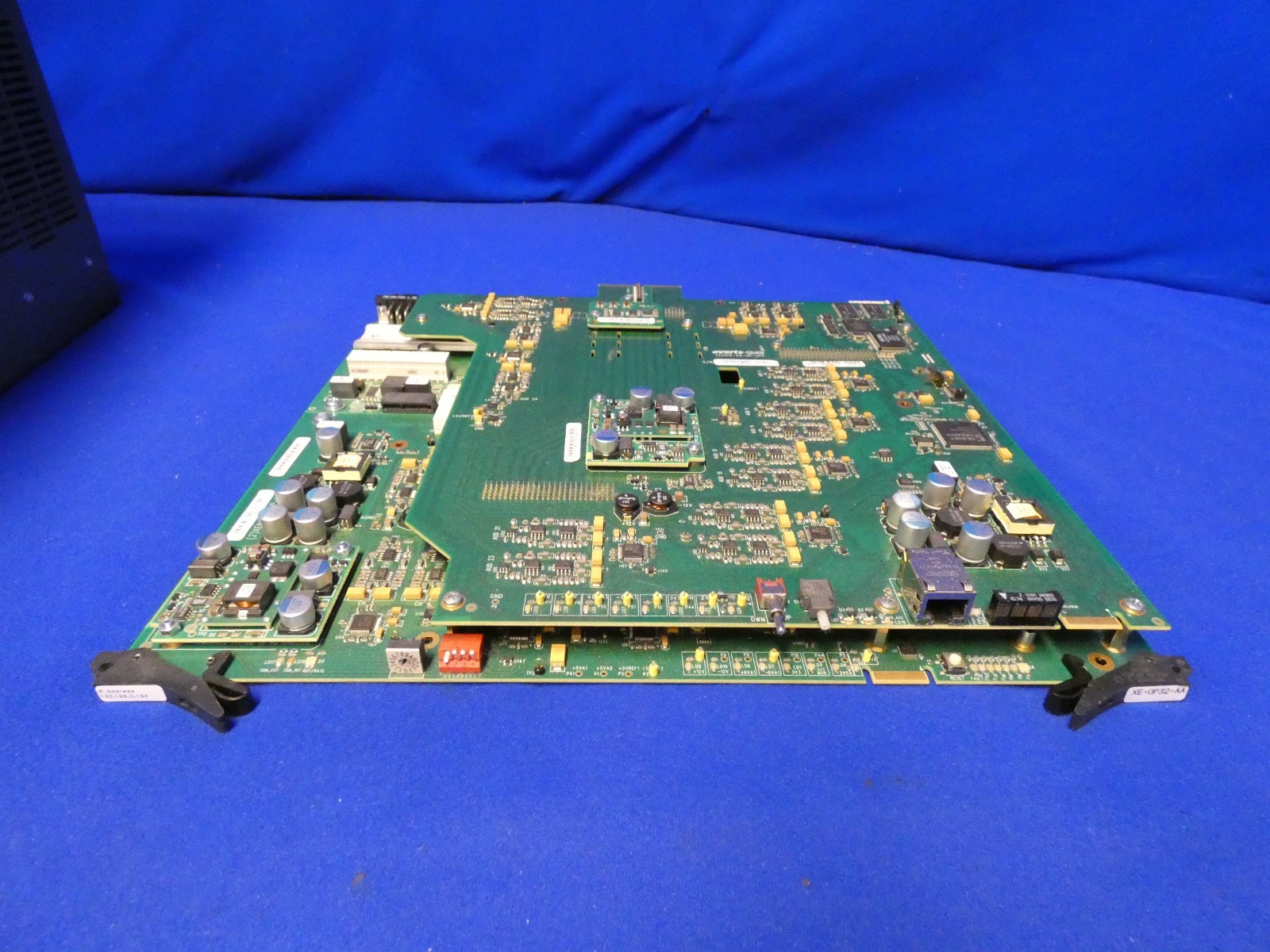 Evertz XE-OP32-AA Analog Output Module w/Backplane for Evertz XE8 Router