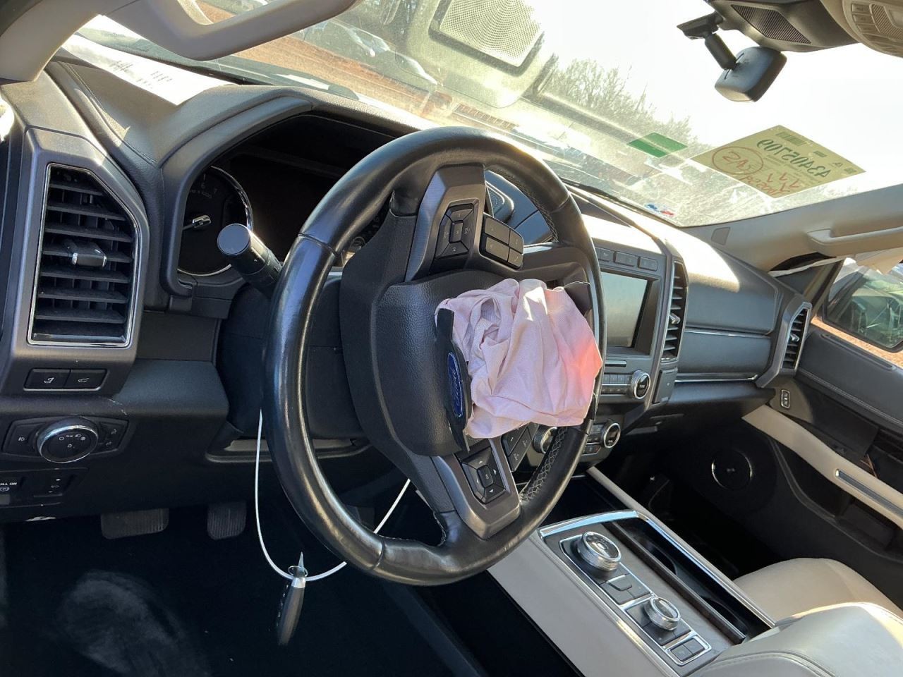 EXPEDITON 2019 Glove Box 4914135