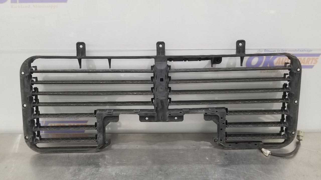 18 CHEVY SILVERADO 1500 LT 5.3L AIR SHUTTER