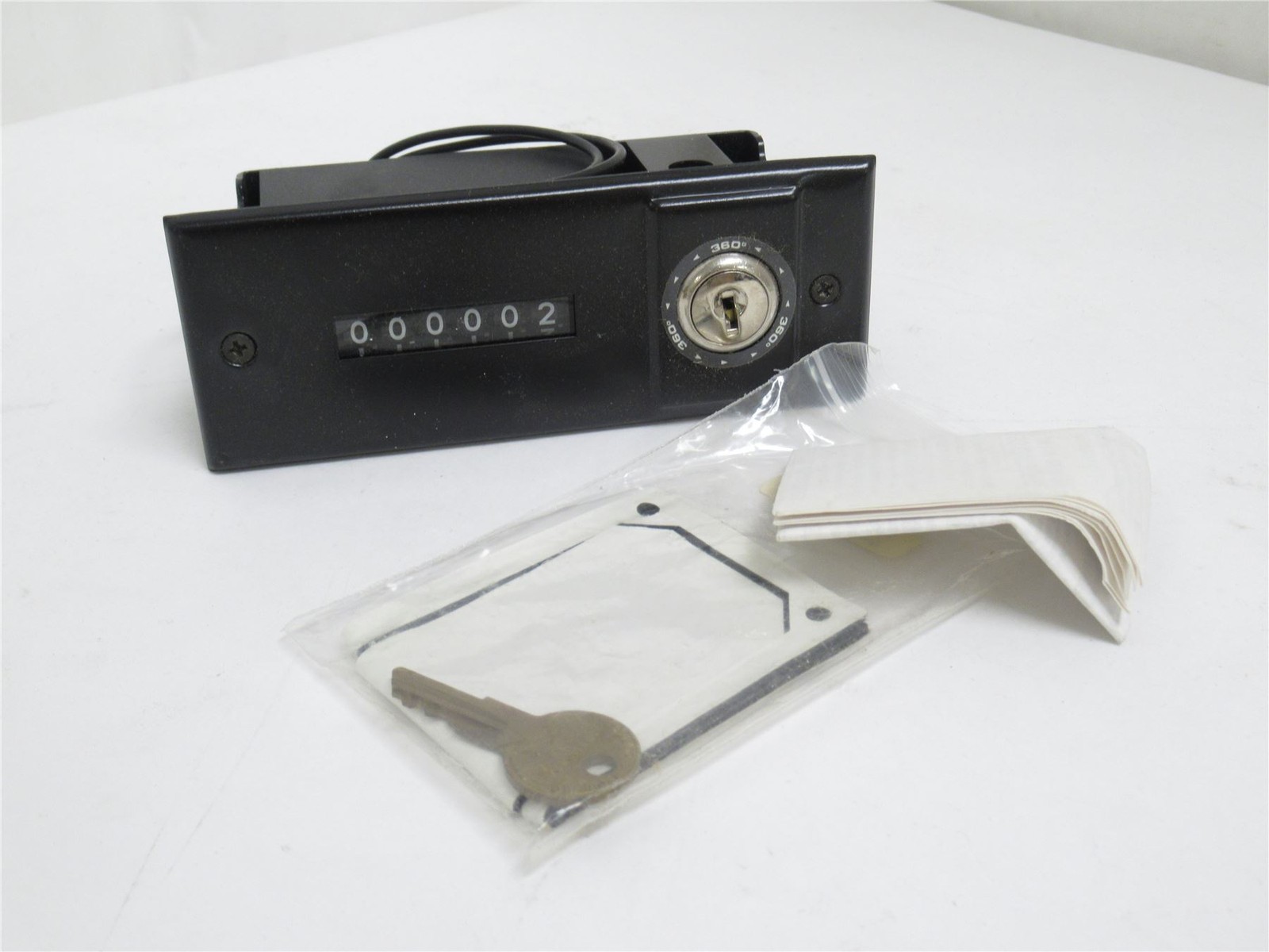 234046 New-No Box; Redington P32-1026 Electromechanical Counter 115VAC; 16.6CPS