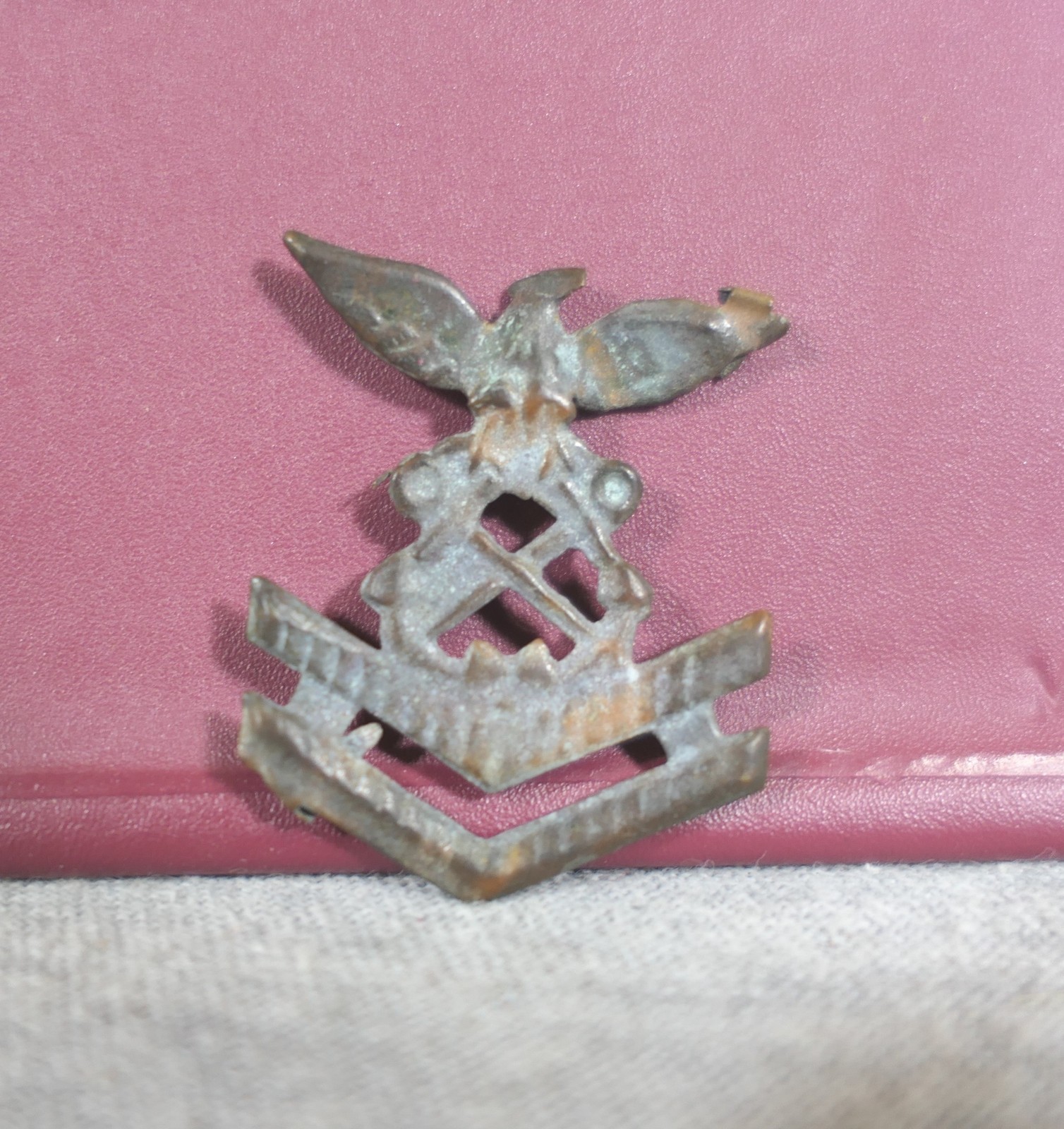 Vintage WWII USA Navy Boatswain’s Mate Petty Officer Second Class Device 1.25" H