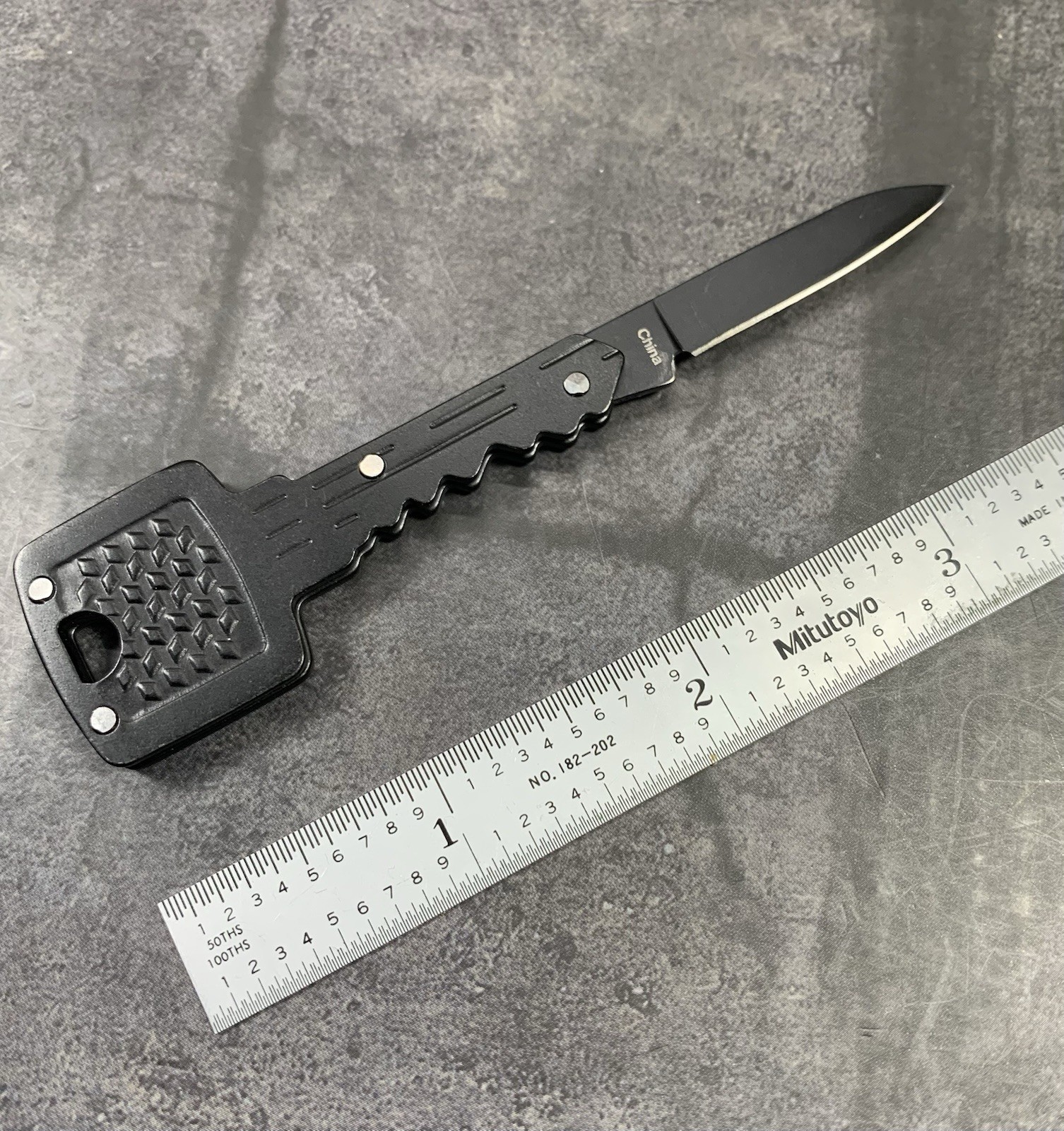 Ozark Trail EDC Keychain Key Ring Black Pocket Knife