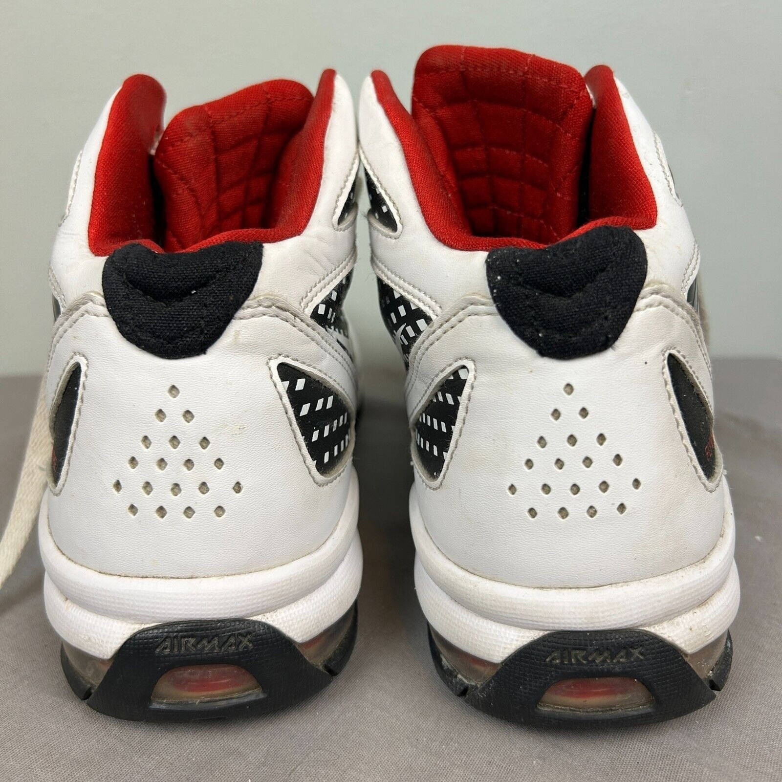 Nike shoes men's 9 white lace air max flywire basketball VTG 454091-100