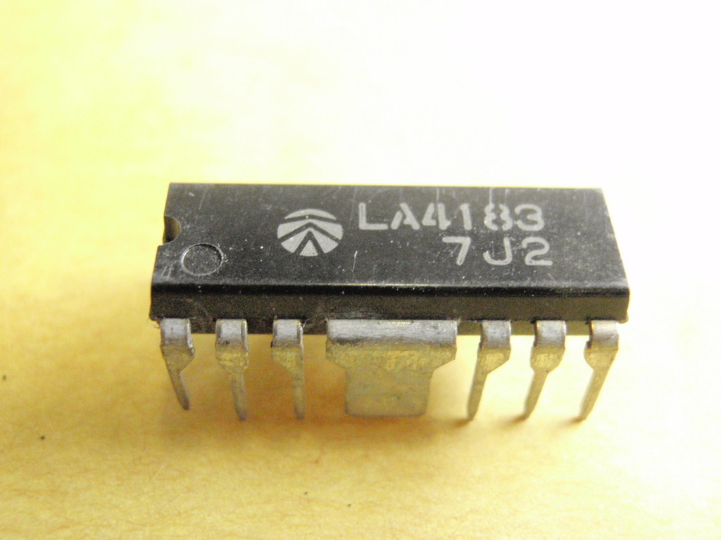 2x IC MODULE LA4183 No China Copies, Only Top Brand Manufacturer 19741-157/166